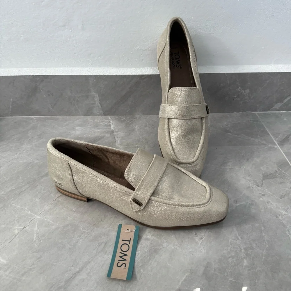 Women’s TOMS Lynette Loafer Dress Shoe Champagne Metallic Suede Leather Size 10 - Picture 2 of 15